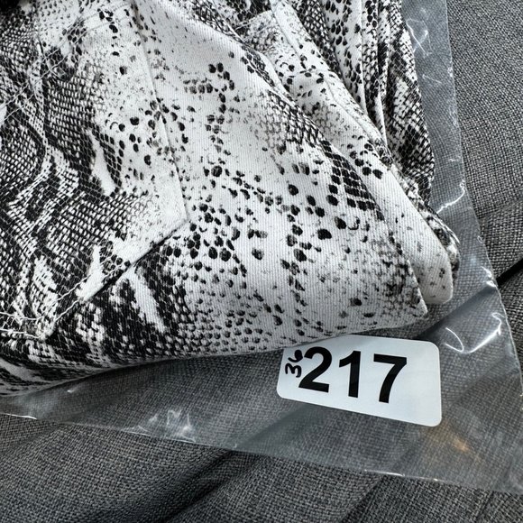 AKIRA Leopard Skinny  Pants Belted Size‎ 1 Juniors Stretch Cotton Spandex White - Picture 16 of 16